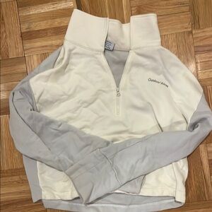 Outdoor Voices Women's Cream and Gray Sweater